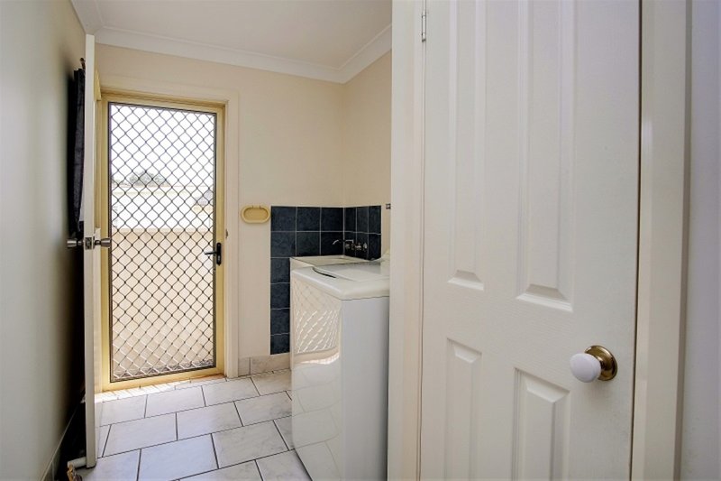 Photo - 2/24 Parkes Street, Tuncurry NSW 2428 - Image 19