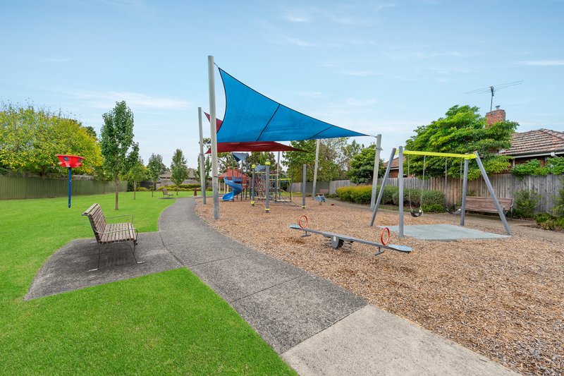 Photo - 2/24 Pell Street, Bentleigh East VIC 3165 - Image 6