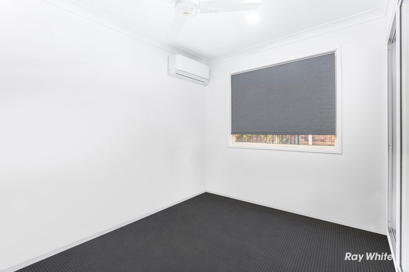 Photo - 2/24 Price Avenue, Kawana QLD 4701 - Image 8
