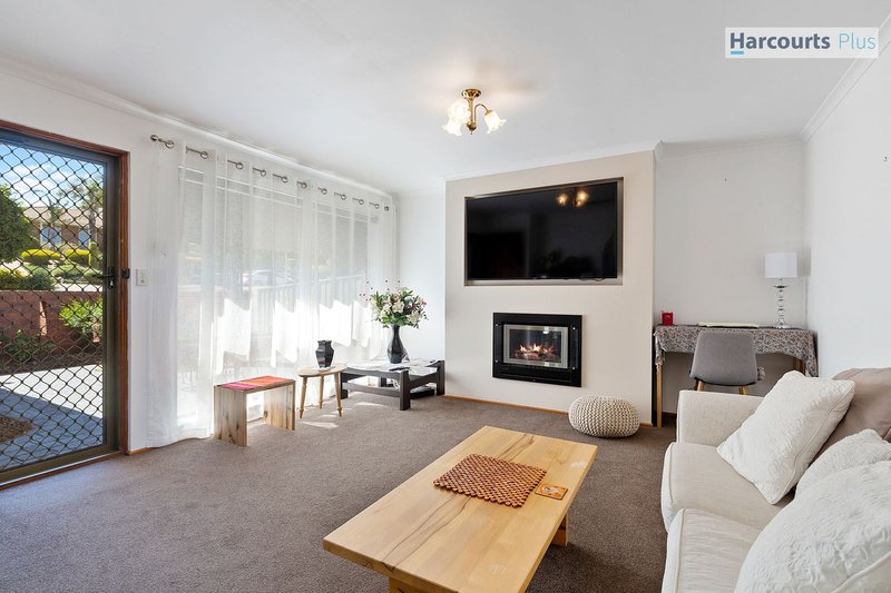 2/24 Quinvale Road, Hallett Cove SA 5158