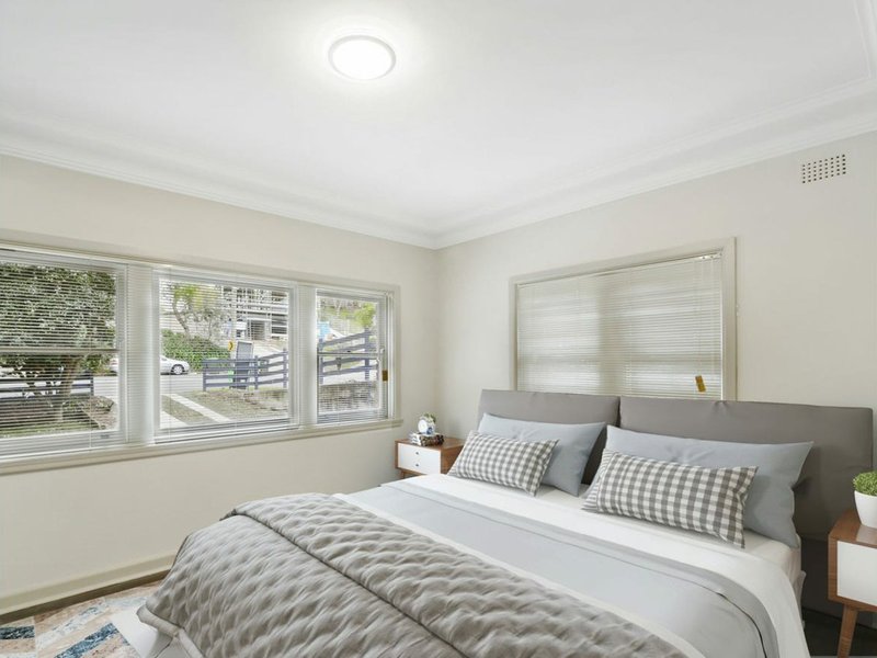 Photo - 2/24 Ronald Ave , Greenwich NSW 2065 - Image 2