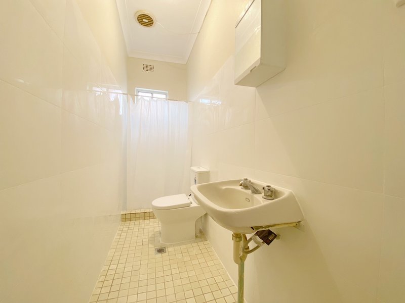 Photo - 2/24 Sebastopol Street, Enmore NSW 2042 - Image 3