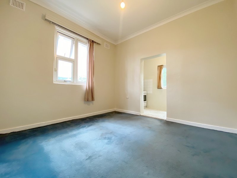 Photo - 2/24 Sebastopol Street, Enmore NSW 2042 - Image 4