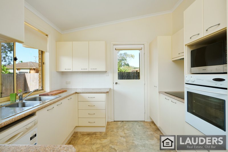 Photo - 2/24 Sheppard Street, Old Bar NSW 2430 - Image 3