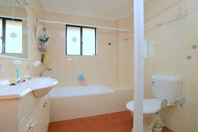 Photo - 22/41-43 Northam Avenue, Bankstown NSW 2200 - Image 6