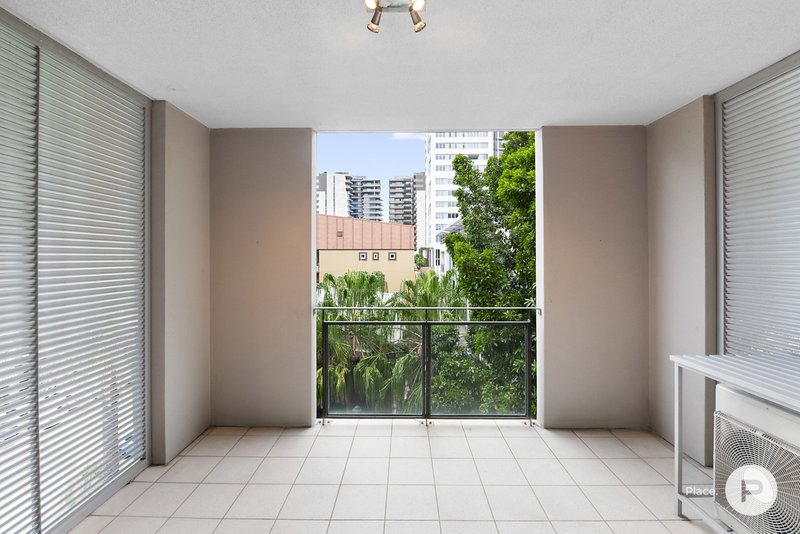 Photo - 224/1000 Ann Street, Fortitude Valley QLD 4006 - Image 2