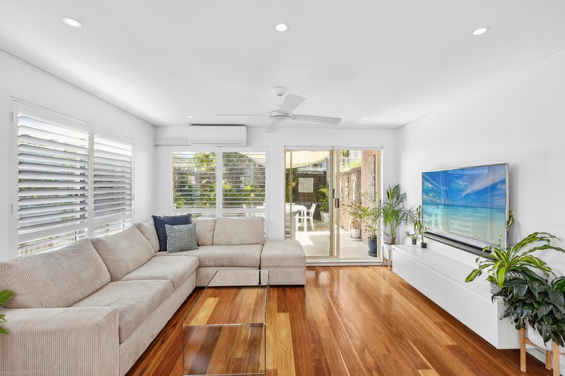 Photo - 22/44-50 Cassia Street, Dee Why NSW 2099 - Image 2