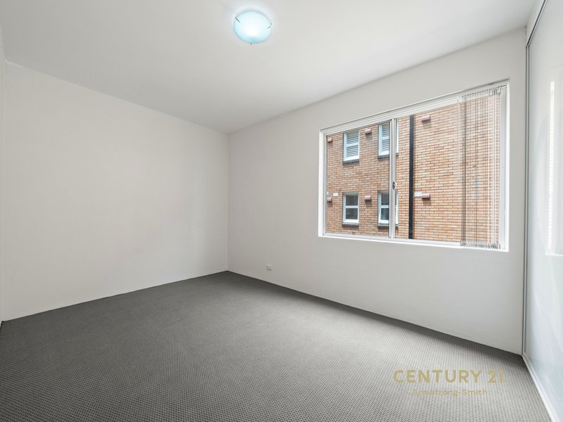 Photo - 2/246 Bondi Road, Bondi NSW 2026 - Image 4