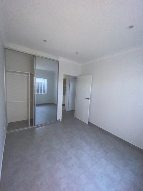 Photo - 2/248 Blaxcell Street, Granville NSW 2142 - Image 5