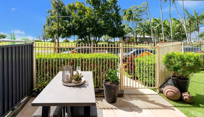 Photo - 2/249-255 Esplanade , Cairns North QLD 4870 - Image 20