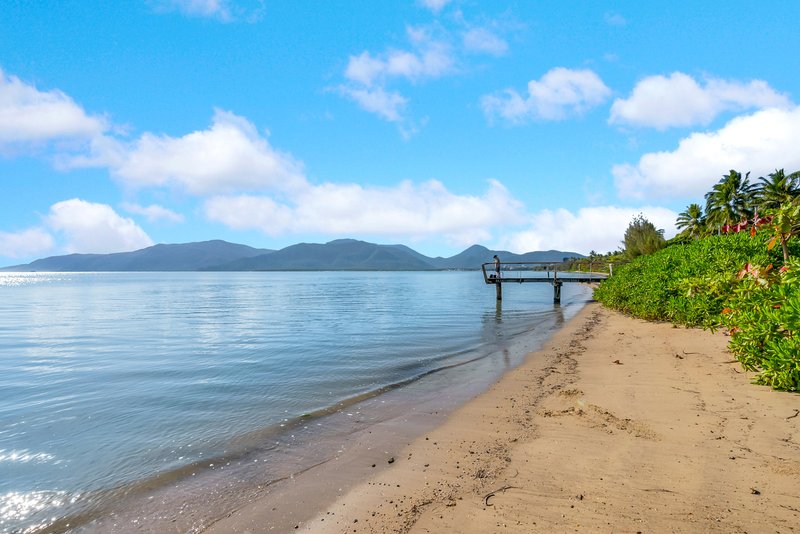 Photo - 2/249-255 Esplanade , Cairns North QLD 4870 - Image 32