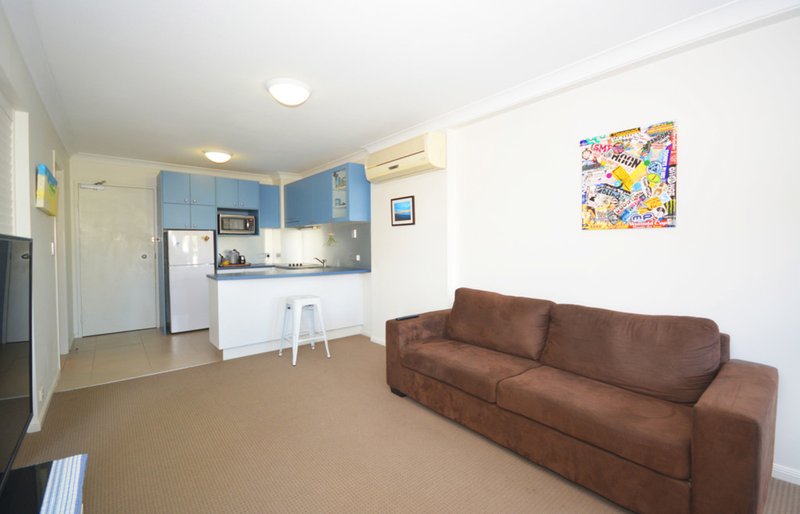 Photo - 224/99 Griffith Street, Coolangatta QLD 4225 - Image 4