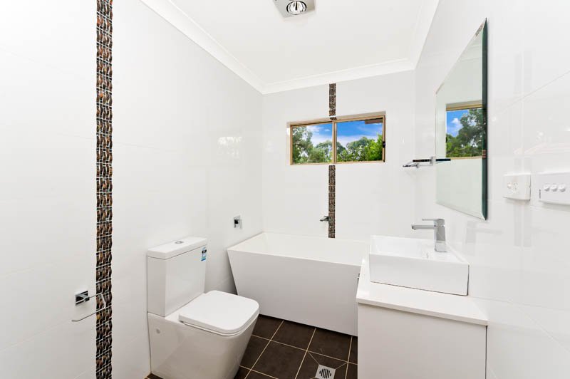 Photo - 224a Horsley Road, Panania NSW 2213 - Image 5