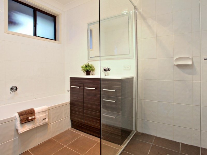 Photo - 2/25-27 Fifth Avenue, Blacktown NSW 2148 - Image 5