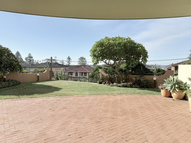 Photo - 2/25-27 Ocean Parade, The Entrance NSW 2261 - Image 8