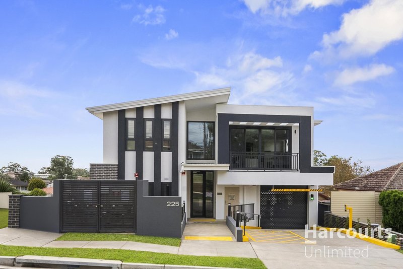 Photo - 225 Bungarribee Road, Blacktown NSW 2148 - Image 1
