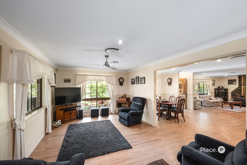 Photo - 225 Chelsea Road, Ransome QLD 4154 - Image 6