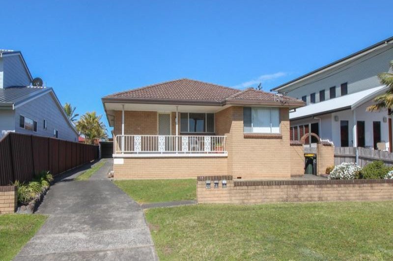 Photo - 2/25 Connaghan Avenue, East Corrimal NSW 2518 - Image 1