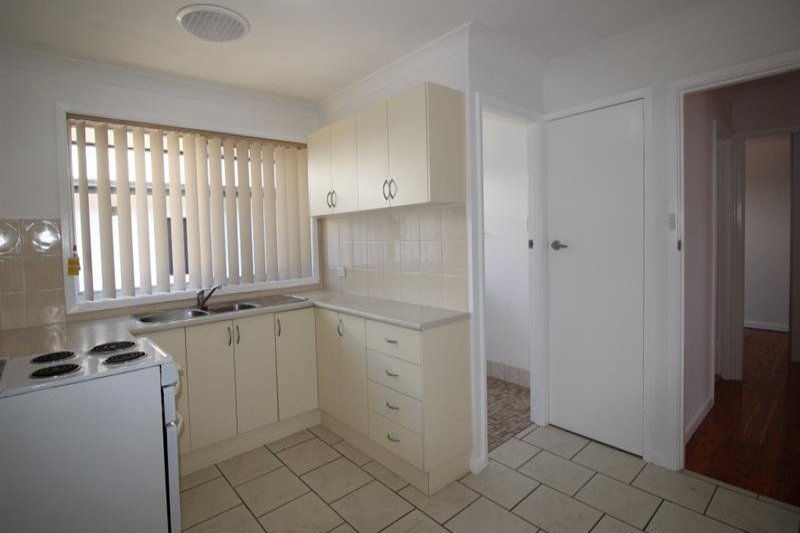 Photo - 2/25 Connaghan Avenue, East Corrimal NSW 2518 - Image 3
