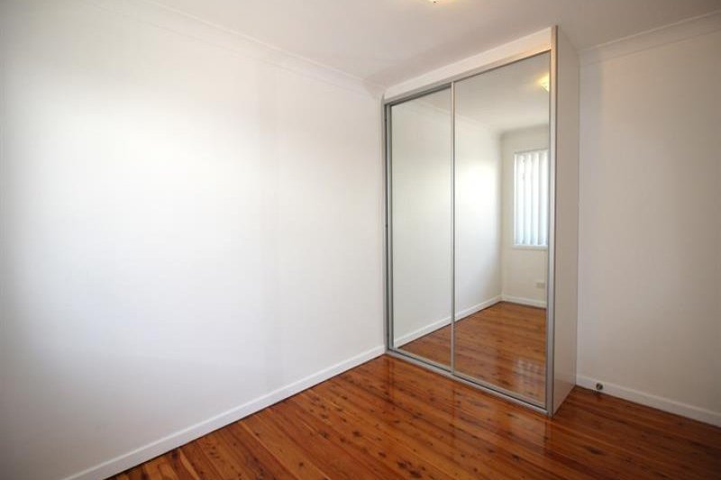 Photo - 2/25 Connaghan Avenue, East Corrimal NSW 2518 - Image 5
