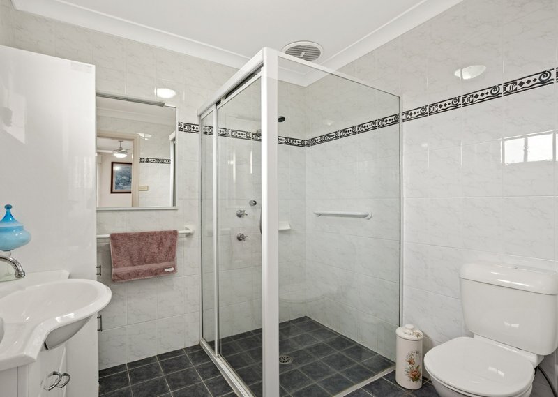 Photo - 2/25 Corkwood Street, Old Bar NSW 2430 - Image 11