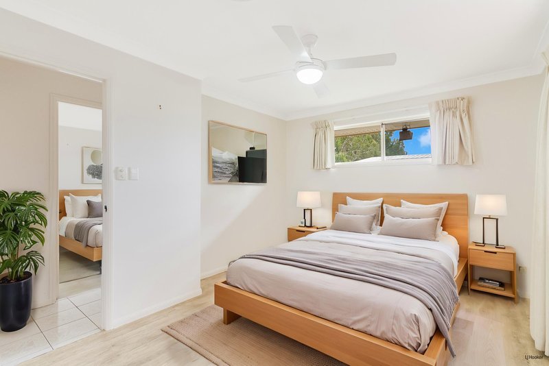 Photo - 2/25 Covent Gardens Way, Banora Point NSW 2486 - Image 4