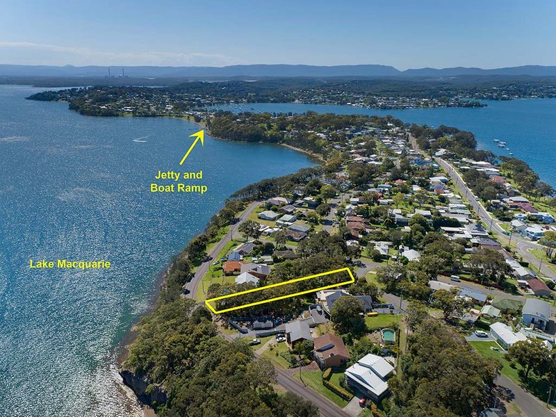 225 Dobell Drive, Wangi Wangi NSW 2267