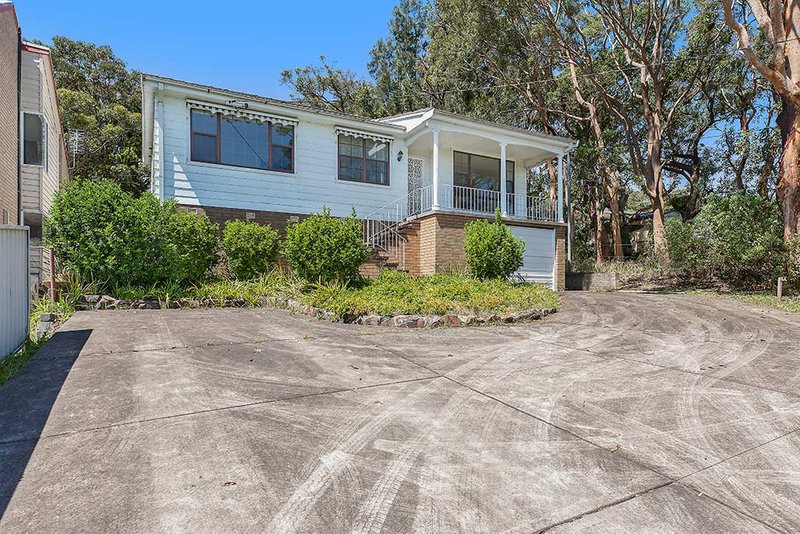 Photo - 225 Dobell Drive, Wangi Wangi NSW 2267 - Image 2