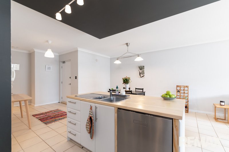 Photo - 22/5 Eastleigh Loop, Currambine WA 6028 - Image 12