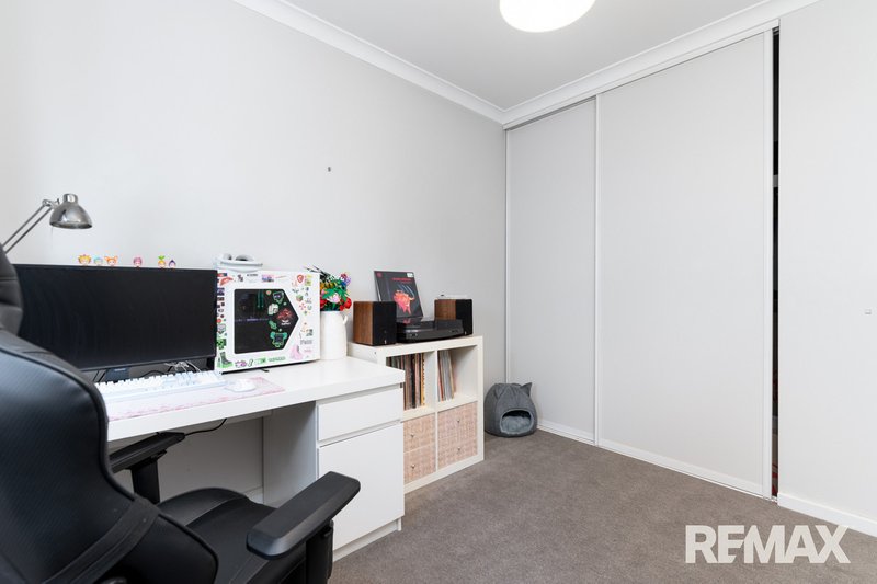 Photo - 22/5 Eastleigh Loop, Currambine WA 6028 - Image 19