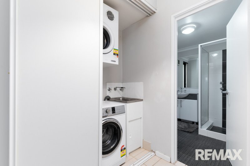Photo - 22/5 Eastleigh Loop, Currambine WA 6028 - Image 23