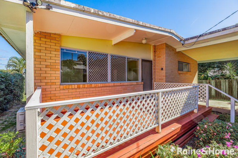 Photo - 225 Edwards Street, Sunshine Beach QLD 4567 - Image 2