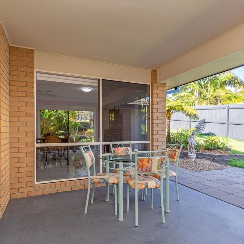 Photo - 225 Endeavour Drive, Banksia Beach QLD 4507 - Image 7