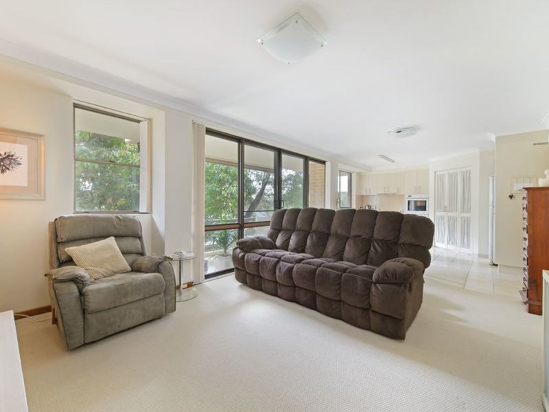 Photo - 2/25 Garden Crescent, Port Macquarie NSW 2444 - Image 4