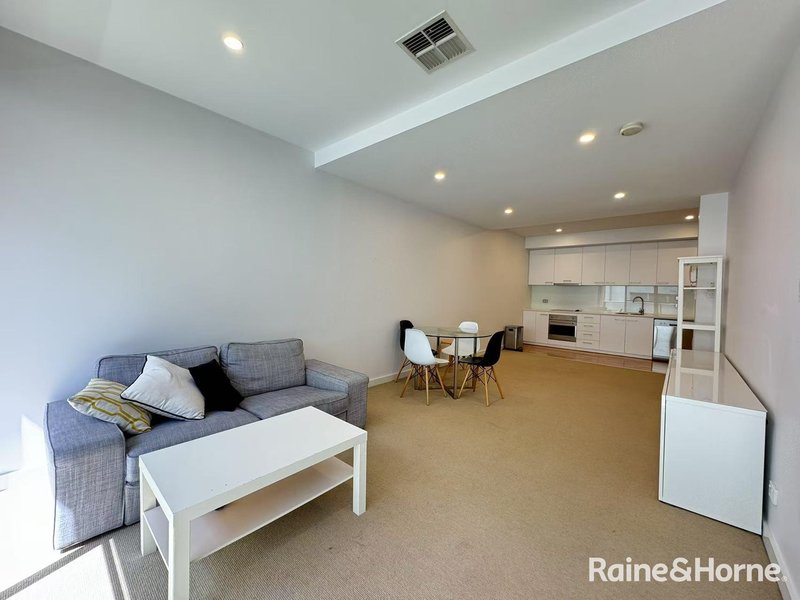 Photo - 2/25 Gilles Street, Adelaide SA 5000 - Image 2