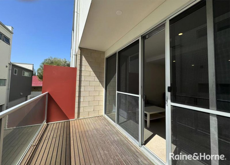 Photo - 2/25 Gilles Street, Adelaide SA 5000 - Image 5