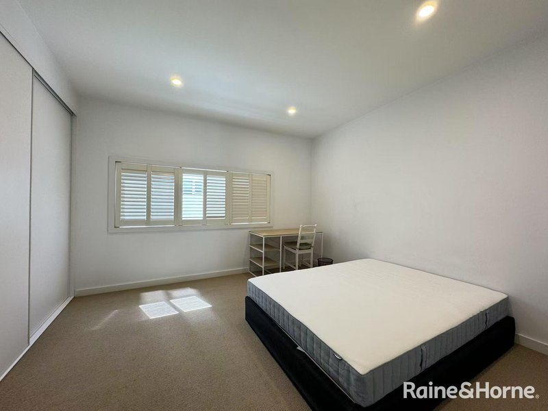 Photo - 2/25 Gilles Street, Adelaide SA 5000 - Image 6