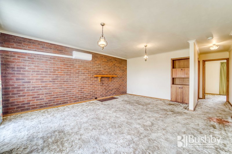 Photo - 2/25 Hilton Place, Norwood TAS 7250 - Image 5