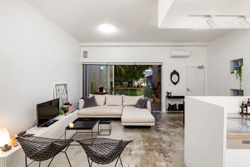 Photo - 2/25 James Street, Fortitude Valley QLD 4006 - Image 4