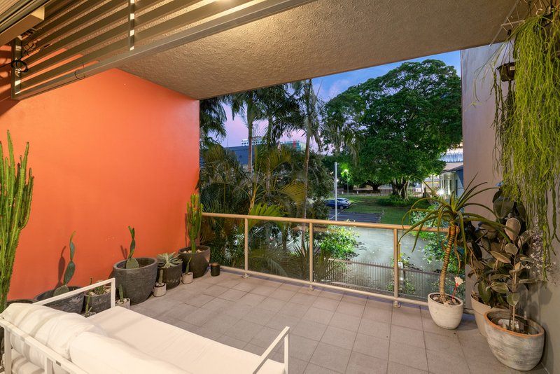 Photo - 2/25 James Street, Fortitude Valley QLD 4006 - Image 5