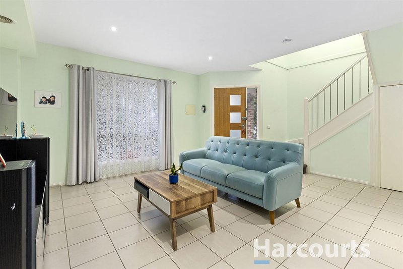 Photo - 2/25 Maple Street, Bayswater VIC 3153 - Image 2