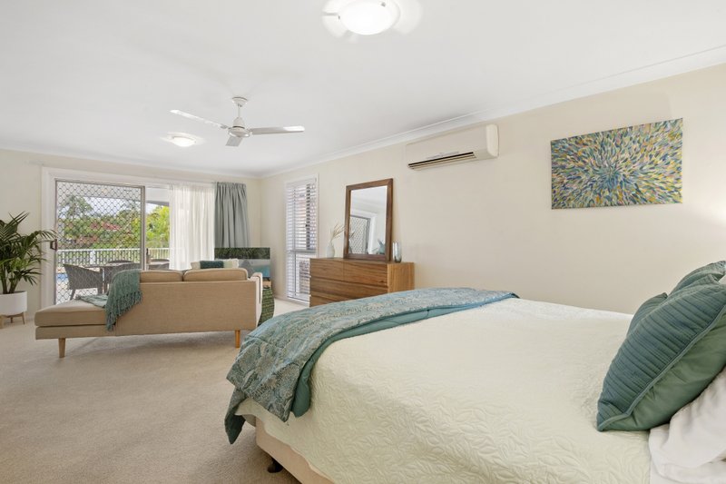 Photo - 225 Markeri Street, Mermaid Waters QLD 4218 - Image 9