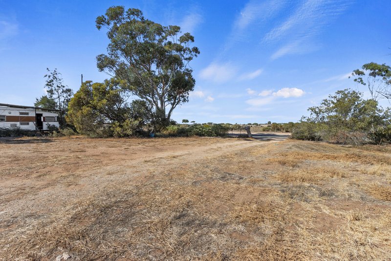 Photo - 225 Moonta-Wallaroo Road, North Moonta SA 5558 - Image 12