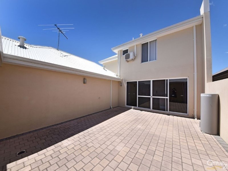 Photo - 225 Ocean Keys Boulevard, Clarkson WA 6030 - Image 23