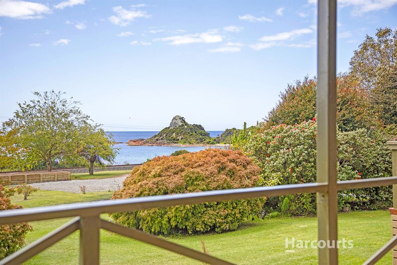 225 Penguin Road, West Ulverstone TAS 7315