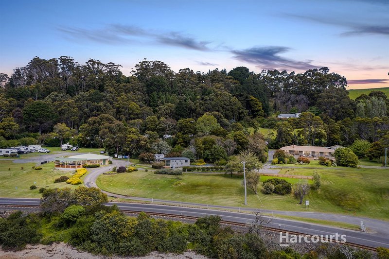 Photo - 225 Penguin Road, West Ulverstone TAS 7315 - Image 2