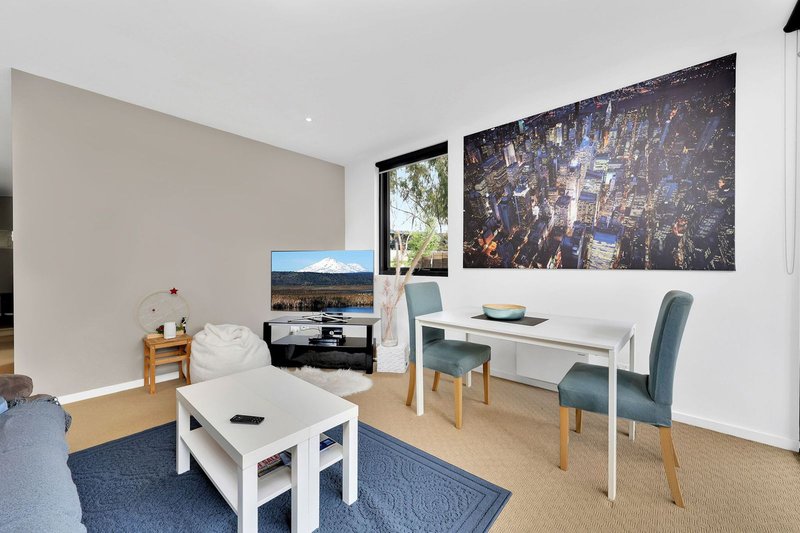 Photo - 2/25 Princeton Terrace, Bundoora VIC 3083 - Image 5