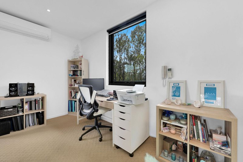 Photo - 2/25 Princeton Terrace, Bundoora VIC 3083 - Image 6