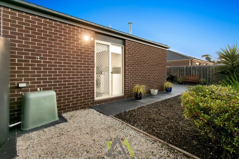 Photo - 2/25 Raneen Drive, Langwarrin VIC 3910 - Image 15