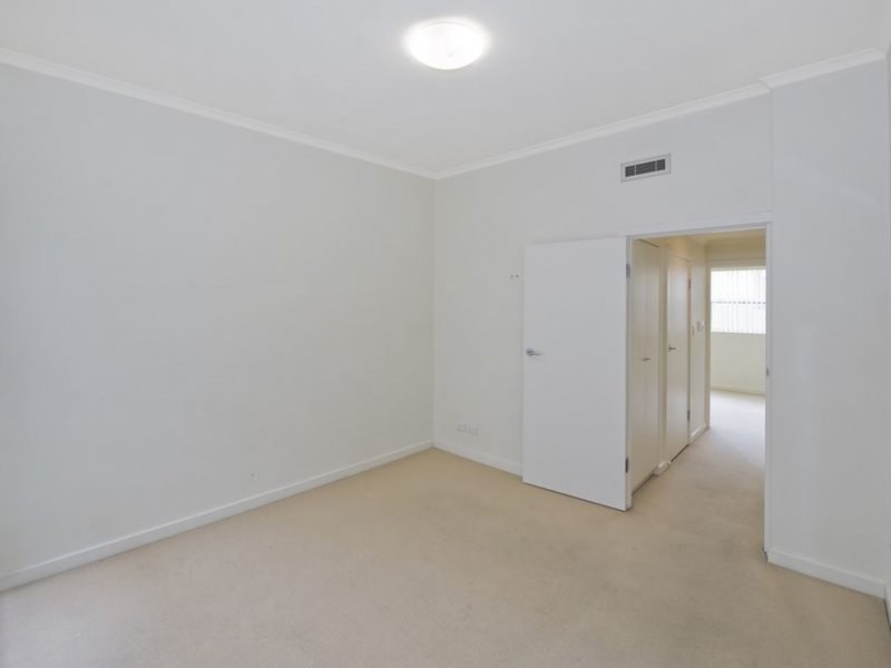 Photo - 2/25 Richardson Lane, Adelaide SA 5000 - Image 7